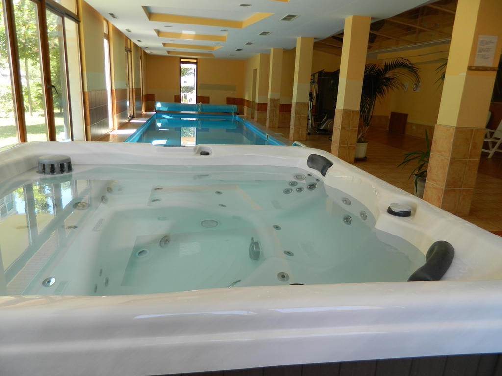 Mandarin Wellness Apartman Siófok Habitación foto