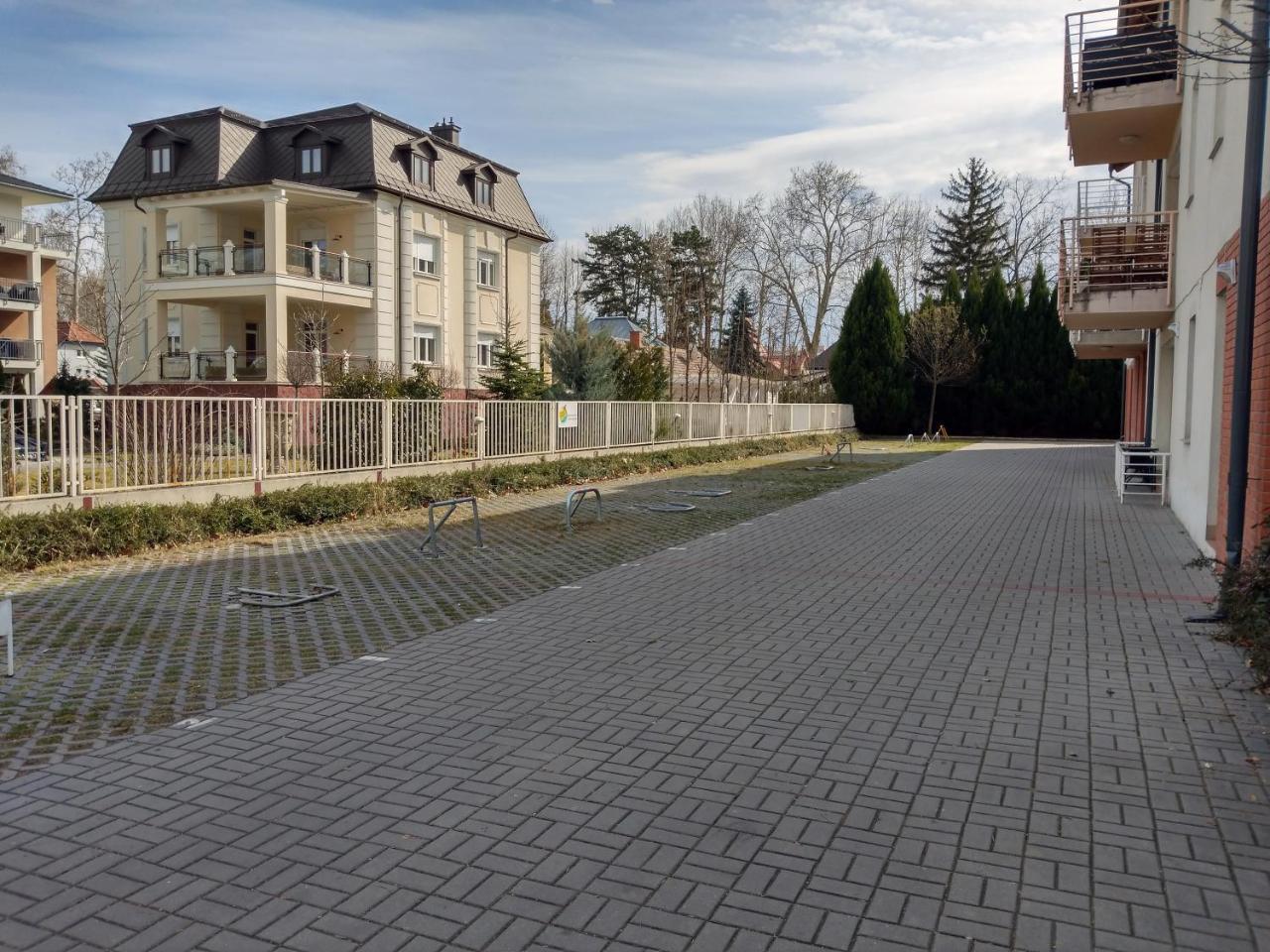 Mandarin Wellness Apartman Siófok Exterior foto